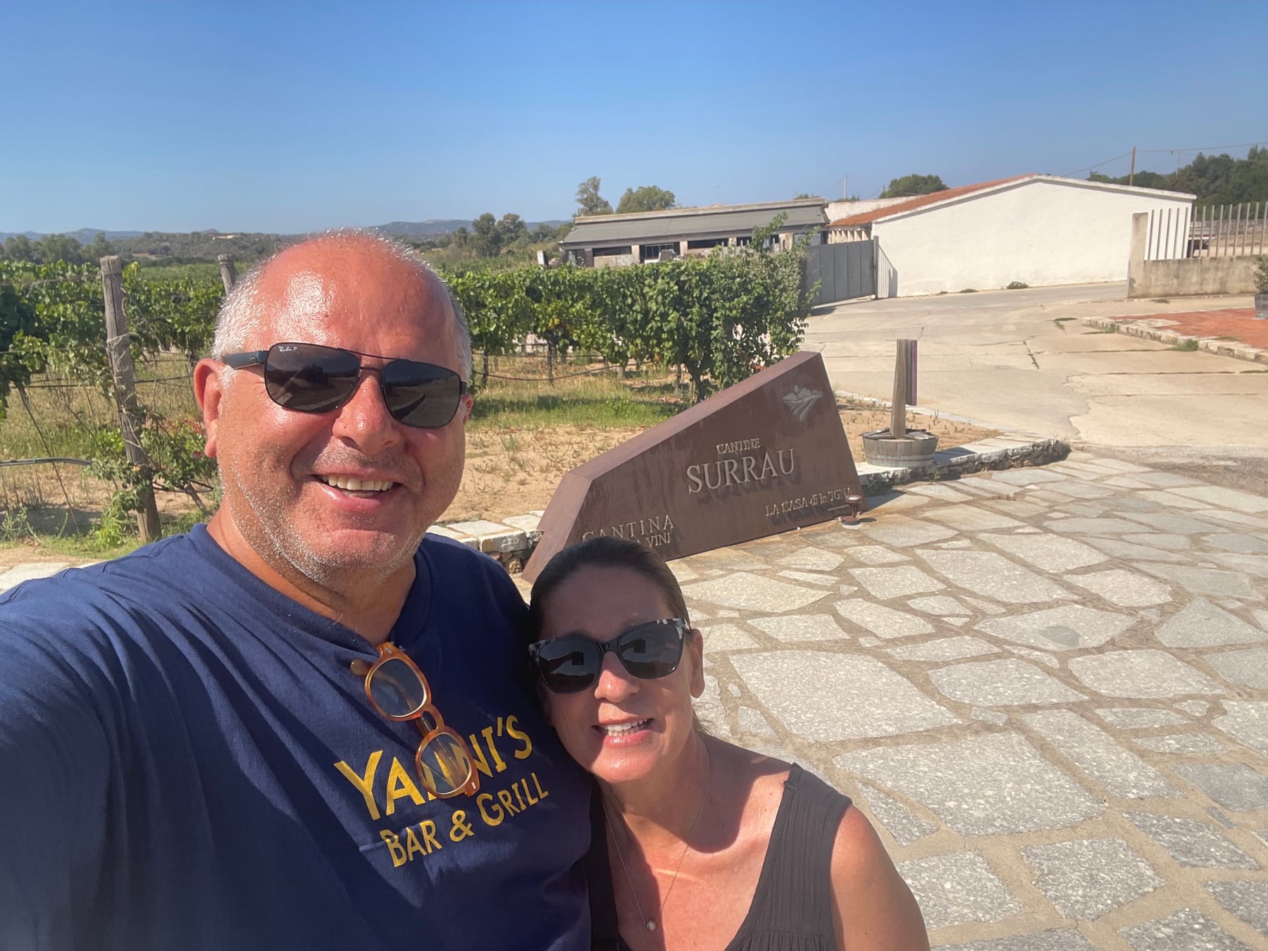 Yanni and Denise arriving together at Cantine Surrau